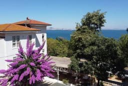 Kınalıada Nisi Pansiyon &amp; Restoran