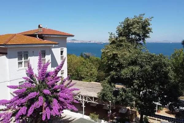 Kınalıada Nisi Pansiyon &amp; Restoran - Otel - İstanbul Sultanbeyli