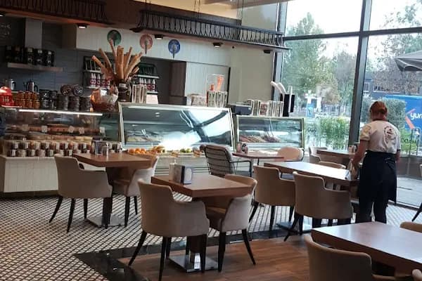 Mado - Kafe - İzmir Balçova