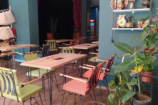 Bıyık Tiyatro Kafe ve Restoran - Kafe - Muğla Dalaman