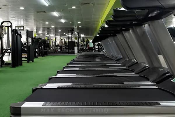 LIFE LINE SPORTS CENTER - Spor salonu - İstanbul Bağcılar