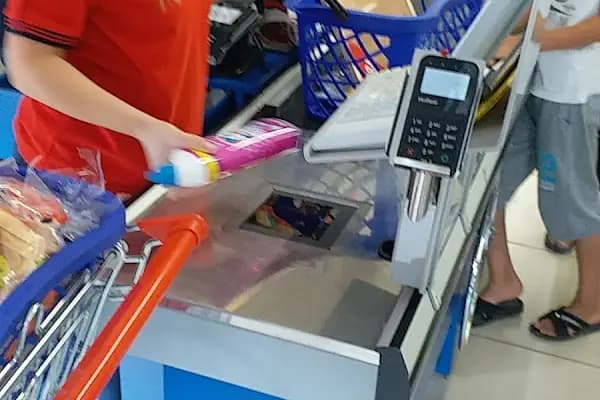 Bim - Süpermarket - Balıkesir Karesi