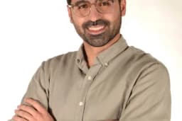 Dr. Dt. Emre Ayyıldız, Ortodonti