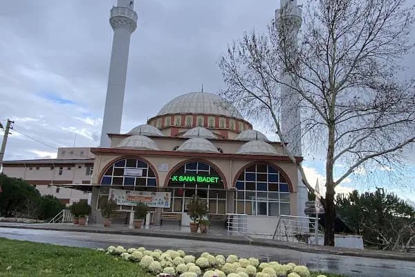 Eroğlu Cami - Cami - İzmir Bergama