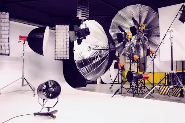 BLACKOUT STUDIO - Fotoğraf Stüdyosu - İstanbul Şişli