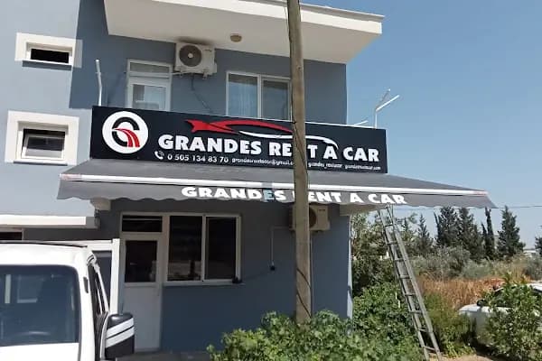 Grandes Rent a car - Resim 3