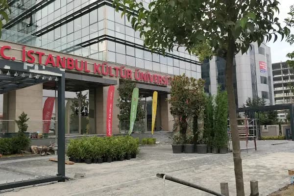 T.C İSTANBUL KÜLTÜR ÜNİVERSİTESİ BASIN EKSPRESS KAMPÜSÜ - Okul - İstanbul Küçükçekmece