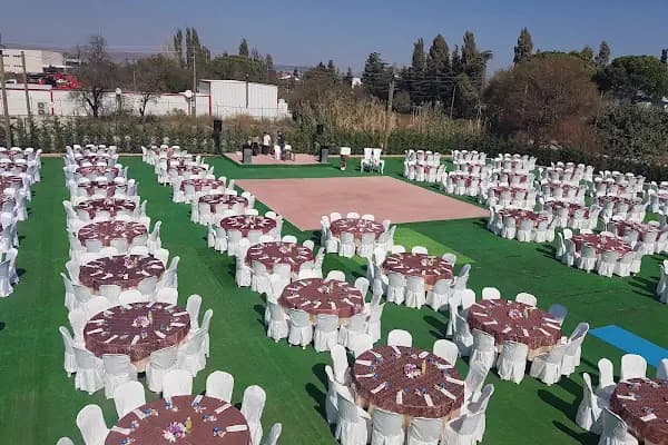 DOSTLAR KIR BAHÇESİ - Düğün Salonu - Balıkesir Bigadiç