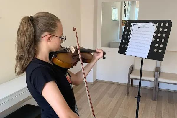 Yadigar Sanat Merkezi - Sanat Merkezi - Bursa Nilüfer
