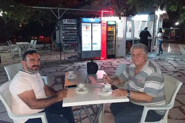 Dondurmacı Hasan Aile Çay Bahçesi - Dondurma dükkanı - Antalya Finike