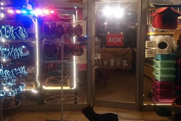 7/24 Patikür Petshop - Evcil Hayvan Malzemeleri Mağazası - İstanbul Ataşehir