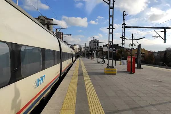 Söğütlüçeşme - Tren İstasyonu - İstanbul Kâğıthane