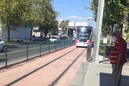 Alsancak Gar Tramvay Durağı
