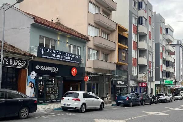 Uzman Psikolog Selin Şentürk - Psikolog - Balıkesir Altıeylül
