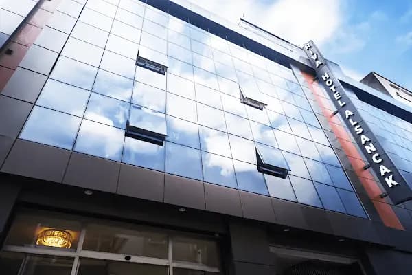 Riva Hotel Alsancak - Uzun Süreli Kalmaya Uygun Otel - İzmir Konak