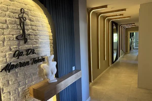 Op. Dr. Alperen Tekin - Cerrah - İstanbul Kadıköy