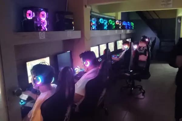 NetPark İnternet ve Gaming Cafe - İnternet kafe - Bursa Gürsu