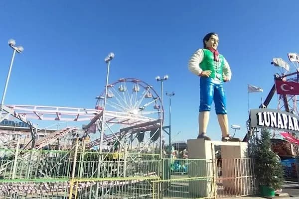 Lunapark - Lunapark - İzmir Çeşme