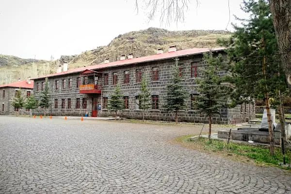 Kafkas Üniversitesi Devlet Konservatuarı - Üniversite - Kars Arpaçay