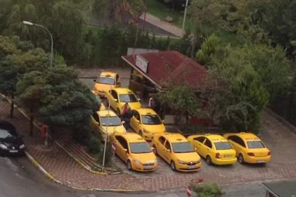 Çekmeköy Beşyıldız Taksi Durağı - Taksi Durağı - İstanbul Üsküdar