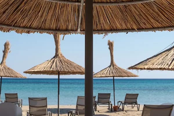Plaj Dokuz Buçuk - Restoran - İzmir Çeşme