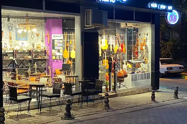 Müzikhane - Müzik aletleri mağazası - İzmir 
