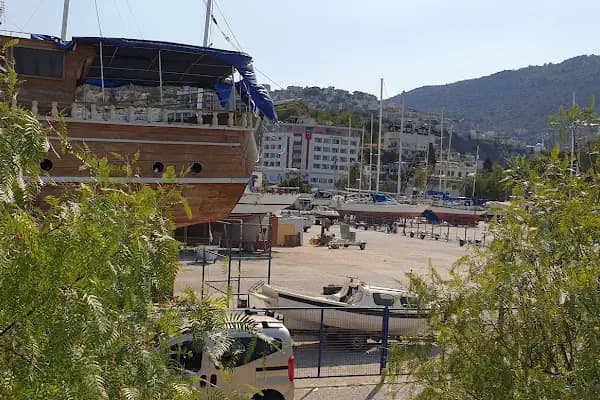 Finike Aile Çay Bahçesi - Çay bahçesi - Antalya Finike
