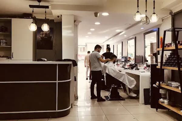 Salon Era - Berber Dükkanı - İstanbul Avcılar