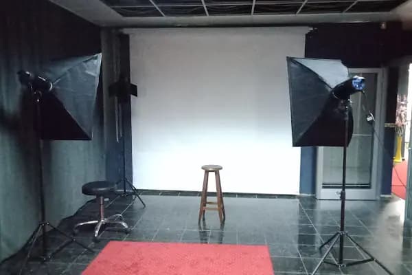 ZİN FOTOĞRAFCILIK - Fotoğraf Stüdyosu - İstanbul Bağcılar