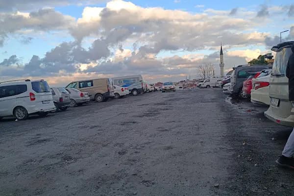 Arnavutköy Devlet Hastanesi Otopark - Otopark - İstanbul Arnavutköy