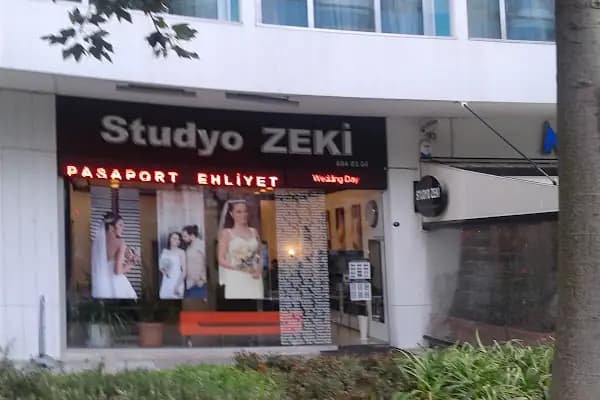 Studyo Zeki - Fotoğraf Dükkanı - İzmir Konak