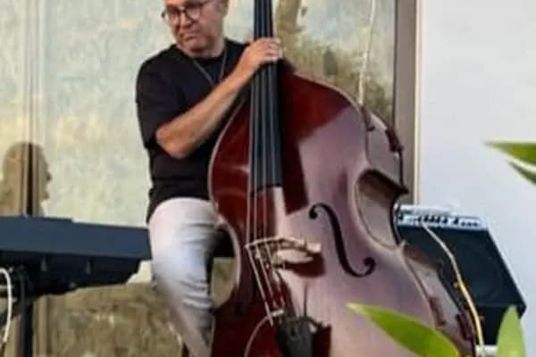 Piyano Gitar Dersi Alpay İşman - Müzik Öğretmeni - Antalya Alanya
