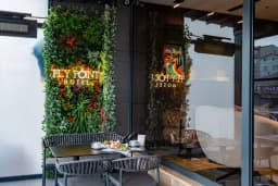 Fly Point Hotel