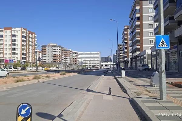 İbni Sina Tramvay Durağı - Ulaşım Hizmeti - Gaziantep Şahinbey