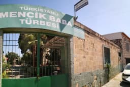 Türkistanlı Mencik Baba Türbesi