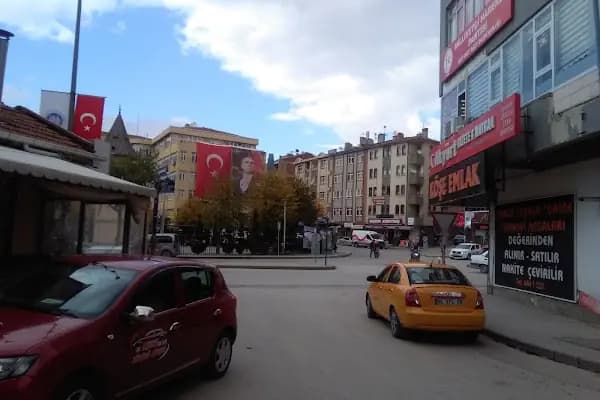 Cumhuriyet Myd. - Park - Ankara Akyurt