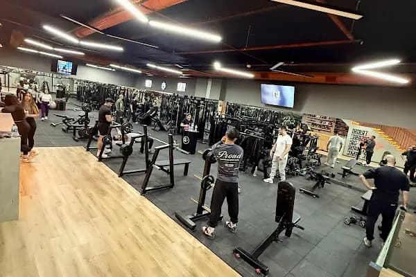 FITCLUB PLUS FITNESS-GYM - KICK BOKS- REFORMER-FONKSİYONEL ANTRENAN - Spor salonu - Ankara Etimesgut
