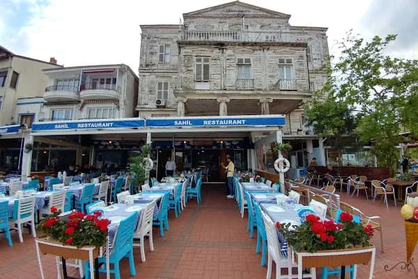 Burgazada - Feribot İskelesi - İstanbul Kartal