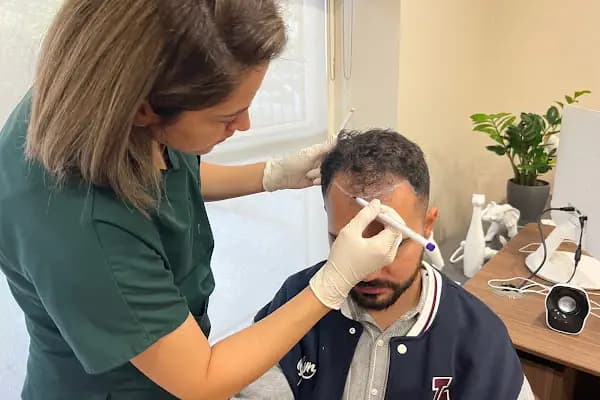 Este Monde - Saç Transplantasyonu Kliniği - İstanbul Kadıköy