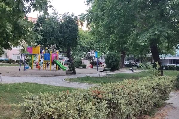 Sevgi Parkı - Park - İzmir Bergama