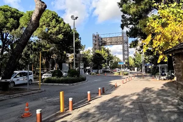 İZMİR BÜYÜKŞEHİR BELEDİYESİ İZELMAN A.Ş. Kültürpark Yeraltı Otoparkı - Otopark - İzmir Konak