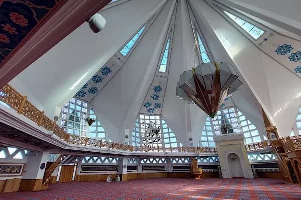 Akçakoca Merkez Camii - Cami - Düzce Cumayeri