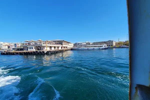 Yeni Kadıköy (Şehir Hatları) İskelesi - Feribot İskelesi - İstanbul Arnavutköy