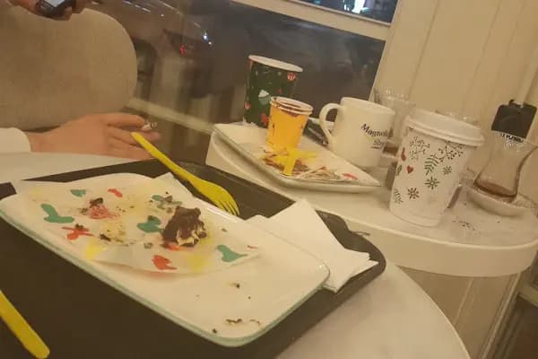 Magnolia Shop Atatürk Caddesi - Kahve dükkanı - İstanbul Kadıköy