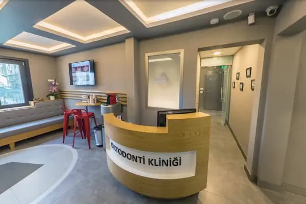 Ortodonti Kliniği Dr Özgür Ufuk Demir - Ortodontist - İstanbul Ataşehir