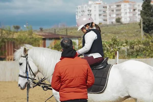 Rota Binicilik Kulübü - Binicilik Kulübü - İzmir Karaburun