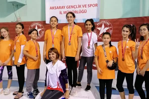 Çi-Yo Çiçek Yolcu Spor Kulübü Bayanlara ve Çocuklara Spor - Spor salonu - Adana Seyhan