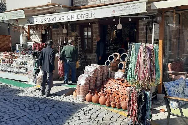 SİLLE EL SANATLARI ACCESSORY - Hediyelik eşya dükkanı - Konya Selçuklu