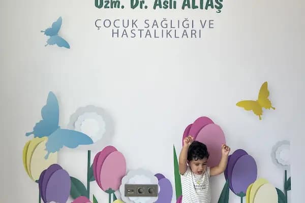 Uzm. Dr. Aslı Altaş - Antalya Çocuk Doktoru - Çocuk Doktoru - Antalya Döşemealtı