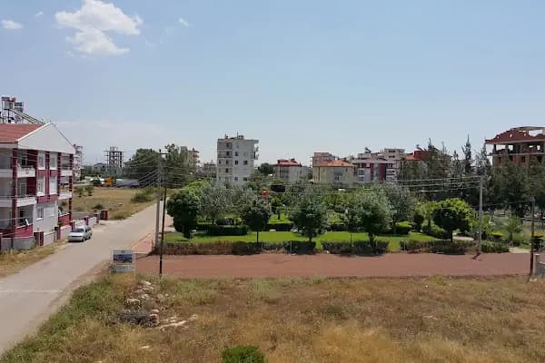 Şehit Hamza Uzguç Parkı - Park - Antalya Döşemealtı
